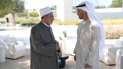 بن زايد: نقدر دور الأزهر الشريف وشيخه في التعريف بوسطية الإسلام وسماحته
