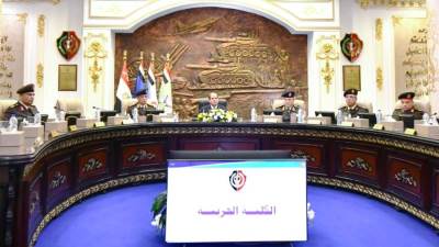 "السيسي" يحضر كشف الهيئة للطلبة الجدد المتقدمين للالتحاق بالكليات والمعاهد العسكرية
