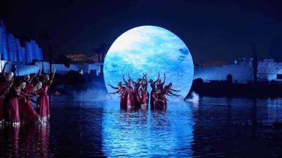 تعرف على تصميم الديكورات الخاصة بفعالية "الأقصر... طريق الكباش"