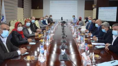 مسئولو "المجتمعات العمرانية الجديدة" يعرضون على وفد عراقي التجربة العمرانية للهيئة