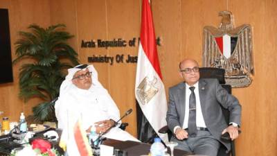 وزير العدل يستقبل نظيره القطري لبحث التعاون القضائي بين البلدين