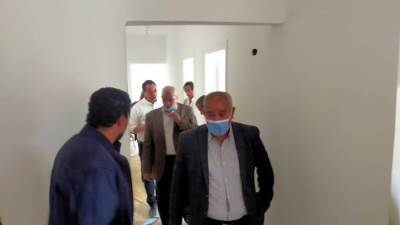 مسئولو"الإسكان" يتابعون سير العمل بمواقع"سكن لكل المصريين" بحدائق أكتوبر