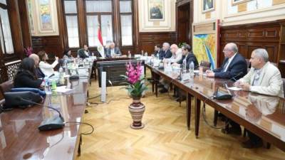 "القصير" يبحث مع مسئولي منظمة الصحة العالمية دعم الجهود لمقاومة مضادات الميكروبات