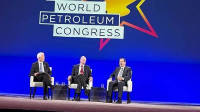 وزير البترول والثروة المعدنية يشارك في مؤتمر البترول العالمى بهيوستن