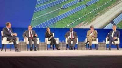 وزير البترول يشارك في جلسة التعاون في مجال الطاقة بمؤتمر البترول العالمى