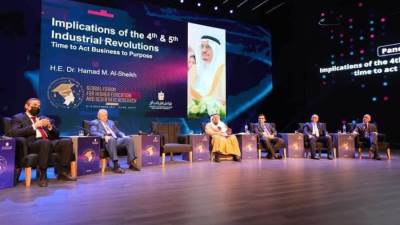 وزارة التعليم: جلسة نقاشية حول تداعيات الثورتين الصناعيتين الرابعة والخامسة