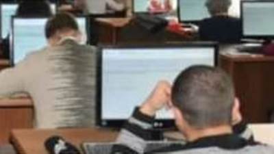 فرض رسوم على طلاب الجامعات مقابل أداء الامتحانات الإلكترونية حقيقة أم شائعة