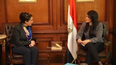 المشاط ومساعد مدير منظمة الصحة العالمية يبحثان التعاون في مكافحة مضادات الميكروبات