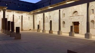 الانتهاء من تركيب مظلة لحماية الرسوم الجدارية بالدير الأحمر بسوهاج