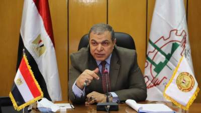 "سعفان": تدريب العمالة المسافرة للعمل بالخارج.. وشهادة تتيح لحاملها العمل محليا ودوليا