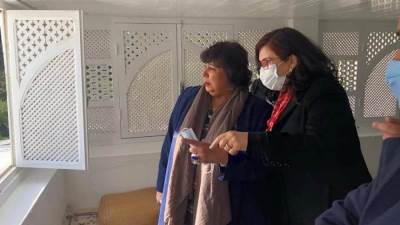 وزيرة الثقافة ونظيرتها التونسية تزوران المركز الثقافي الدولي بالحمامات