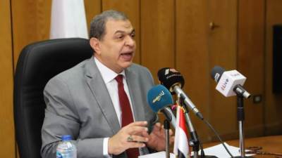 القوى العاملة : صرف 1.3 مليون جنيه للعمالة غير المنتظمة بالسويس