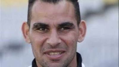 ما هو سبب اعتذار احمد عيد عبد الملك عن تدريب فريق الشمس؟