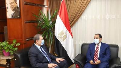 "سعفان"و"الشيخ": الانتهاء من تدريب العاملين علي برامج متخصصة تناسب منظومة العمل الجديدة