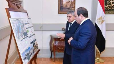 الرئيس يتابع أداء ونشاط هيئة قناة السويس خلال العام الحالي