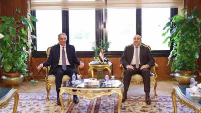 تعاون بين وزارتى "الطيران المدنى"و"الاتصالات" لتنفيذ مشروعات قائمة على التكنولوجيا والذكاء الاصطناعي
