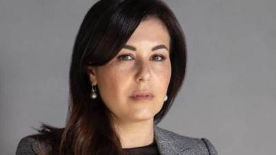 ياسمين خميس: الصناعة والتصدير يأتيان في قمة أولويات القيادة السياسية والحكومة