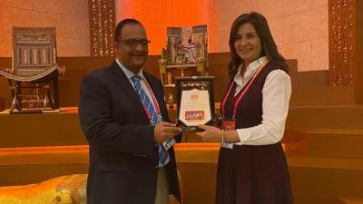 وزيرة الهجرة تكرم شباب المصريين بالخارج لتنظيم جناح مصر بمعرض"إكسبو 2020" دبي