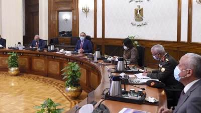 رئيس الوزراء يتابع الموقف التنفيذي لمشروعات العاصمة الإدارية الجديدة