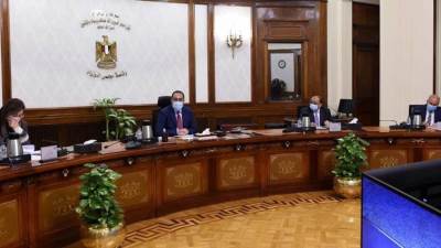 مدبولي يتابع موقف المشروعات الجاري تنفيذها في اسوان ..وإجراءات التعامل مع السيول