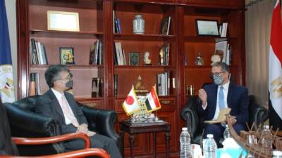 وزير السياحة يبحث مع سفير دولة اليابان تعزيز سبل التعاون بمجال السياحة