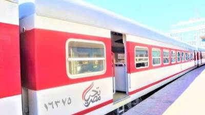 استبدال بعض القطارات بعربات تحيا مصر .. تعرف على التفاصيل