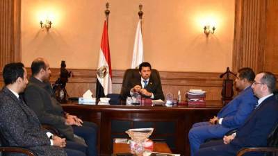 تطبيق برامج جديدة مُبتكرة تُنمى قدرات ومهارات الشباب وتثقفهم سياسياً