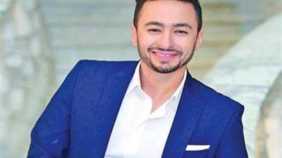  حماده هلال بخمسة مناظر على أنستجرام.. لماذا؟