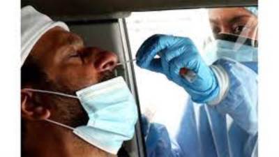 الإمارات: إلزام الموظفين في الشارقة بفحوصات "بي سي آر" دورية