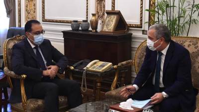 رئيس الوزراء يتابع مع رئيس الهيئة الوطنية للصحافة ملفات العمل