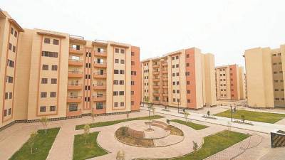 مسئولو "الإسكان" يتفقدون مشروعات مدينة سوهاج الجديدة