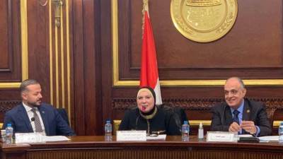 اطلاق حملة اعلامية للتعريف بمزايا وحوافز قانون تنمية المشروعات الصغيرة ومتناهية الصغر