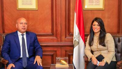 "المشاط  و"الوزير" يستعرضان التمويلات الميسرة لقطاع النقل خلال 2022