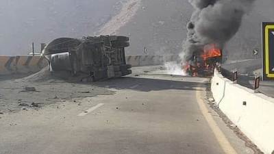 "سعداوي" يتابع حالة المصابين في حادث انقلاب أتوبيس بطريق السخنة الجلالة