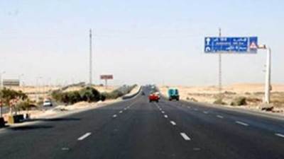 مصرع 6 أشخاص وإصابة طفل في حادث تصادم بطريق جنيفة بالسويس