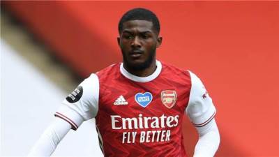 روما يعلن تعاقده مع اينسلي ميتلاند نايلز لاعب أرسنال