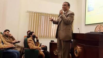 الشباب والرياضة تواصل فعاليات دورة إدارة الأزمات والتفاوض لشباب المحافظات