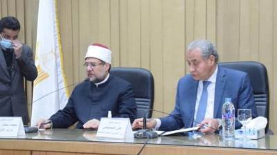 "التموين" توقع ٣ بروتوكولات تعاون مع الأوقاف لتوريد ١٠٠٠ طن لحوم