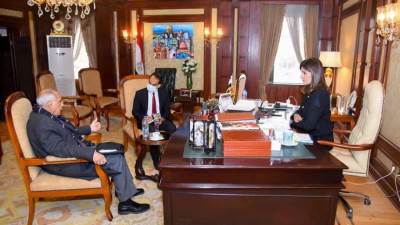 وزيرة الهجرة تستقبل خبيرًا مصريًا بالخارج لبحث التعاون في توطين البرمجيات الهندسية