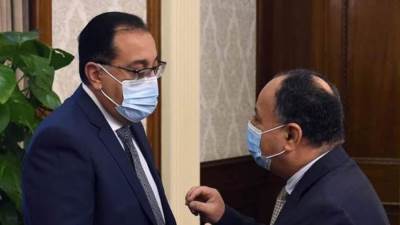 وزير المالية يستعرض مؤشرات الأداء للنصف الأول من العام المالي الجاري