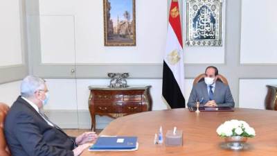 الرئيس السيسي يتابع الموقف الوبائي الراهن لانتشار فيروس كورونا