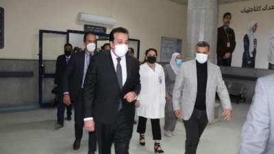 عبدالغفار يشيد بجهود الفرق الطبية ومستوى الخدمات الطبية مستشفى علاج الأورام بأسوان