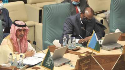مندوب المملكة لجامعة الدول: الهجمات الحوثية ضد المملكة والإمارات تهدد الاقتصاد العالمي