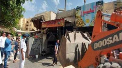 جهاز مدينة العبور يشن حملات لتنفيذ قرارات غلق وتشميع وإزالة مخالفات