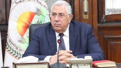 وزير الزراعة يبحث تنفيذ تكليفات الرئيس السيسي في النهوض بمحصول قصب السكر