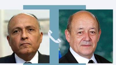 سامح شكري يتلقى اتصالاً هاتفياً من وزير الخارجية الفرنسي