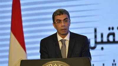 وصول جثمان الكاتب الصحفي ياسر رزق