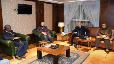 "المقاولون العرب" تستقبل وفد رفيع المستوى من إتحاد المنظمات الهندسية الأفريقية والعالمية