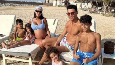 كرستيانو رونالدو يشكر الشعب الإماراتي لحسن ضيافته