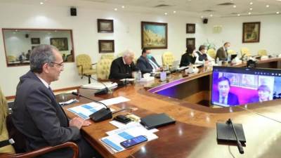 وزير الاتصالات يبحث التعاون فى تنفيذ مشروعات الوزارة بمبادرة "حياة كريمة"